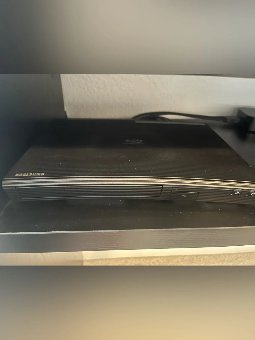 Samsung Blu-ray Player Model BD-JM51 + Remote & HDMI Cable + Lot of Movies/Shows